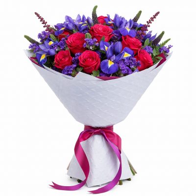Букет из роз и ирисов «Фиолетовая симфония»
