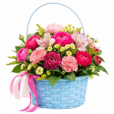Цветочная композиция в корзине «Розовый рай»
